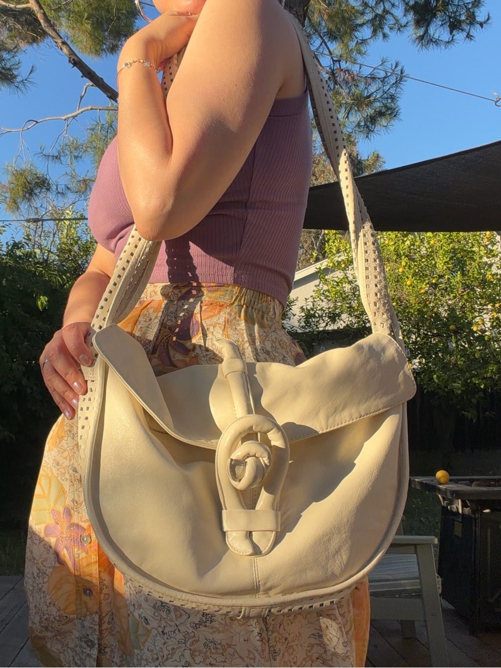 The Ivory Knot ✨ Vintage Brio Leather Statement Bag